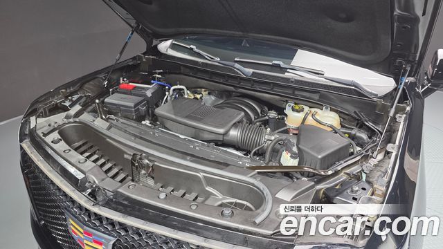 CADILLAC 에스컬레이드 5세대 6.2 ESV 2023 - photo 6 - Import Corée du Sud | International Cars