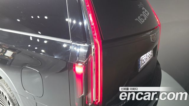 CADILLAC 에스컬레이드 5세대 6.2 ESV 2023 - photo 9 - Import Corée du Sud | International Cars