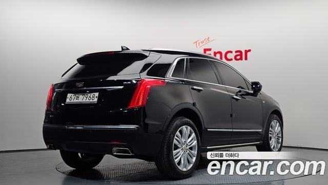 CADILLAC XT5 3.6 Premium AWD 2017 - photo 2 - Import Corée du Sud | International Cars