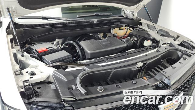 CADILLAC 에스컬레이드 5세대 6.2 2022 - photo 6 - Import Corée du Sud | International Cars