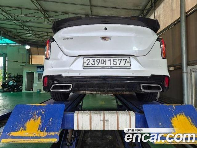CADILLAC CT4 2.0 Sport 2020 - photo 2 - Import Corée du Sud | International Cars