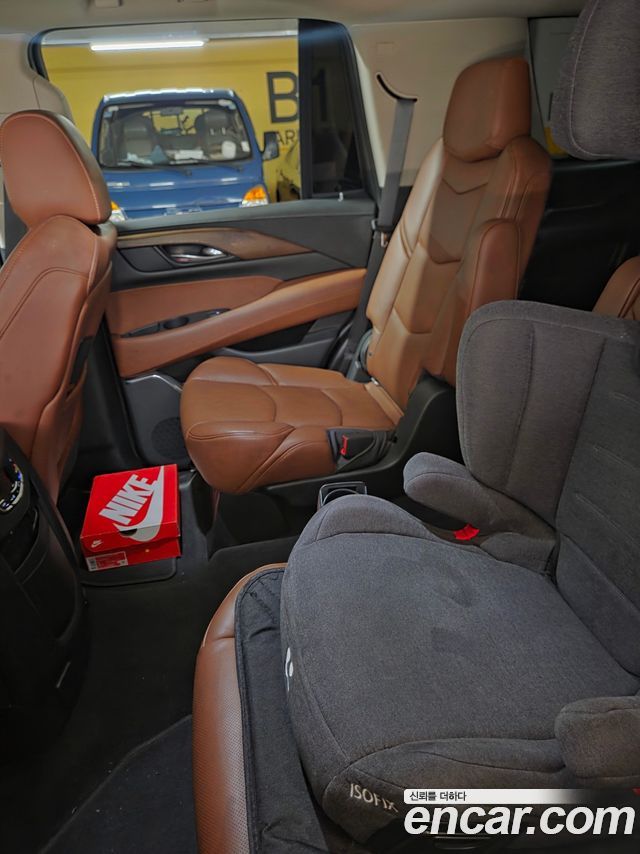 CADILLAC 에스컬레이드 6.2 2018 - photo 6 - Import Corée du Sud | International Cars