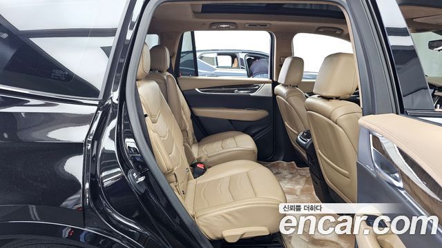 CADILLAC XT6 3.6 Sport 2021 - photo 18 - Import Corée du Sud | International Cars