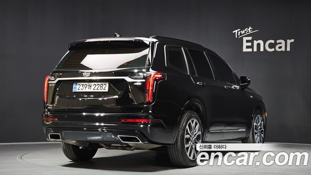 CADILLAC XT6 3.6 Sport 2021 - photo 2 - Import Corée du Sud | International Cars