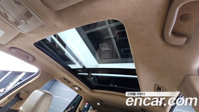 CADILLAC XT6 3.6 Sport 2021 - photo 24 - Import Corée du Sud | International Cars