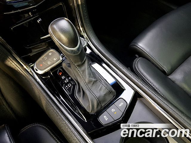 CADILLAC ATS 2.0 Premium 2017 - photo 13 - Import Corée du Sud | International Cars