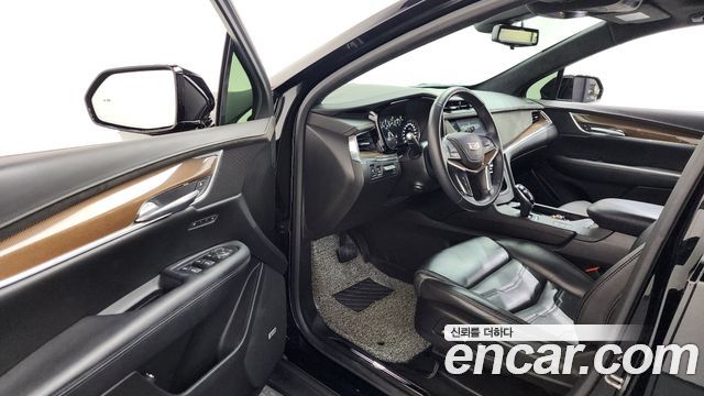 CADILLAC XT5 3.6 플래티넘 AWD 2018 - photo 13 - Import Corée du Sud | International Cars