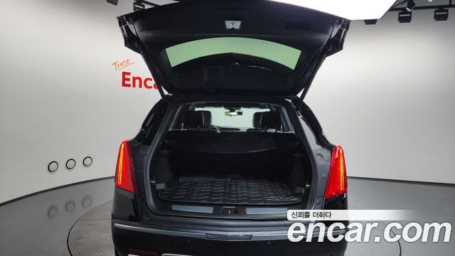 CADILLAC XT5 3.6 플래티넘 AWD 2018 - photo 24 - Import Corée du Sud | International Cars