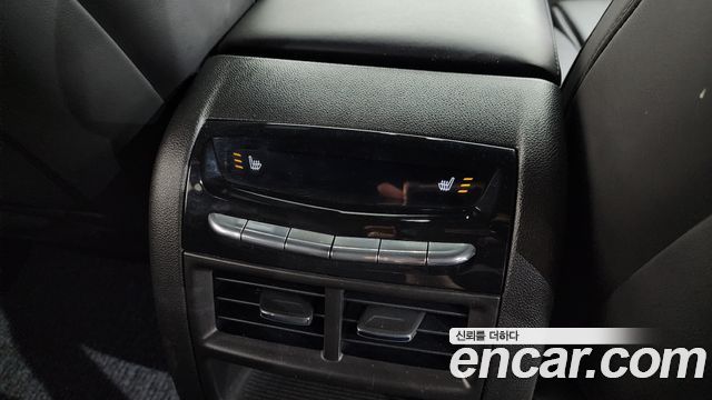 CADILLAC XT5 3.6 플래티넘 AWD 2018 - photo 27 - Import Corée du Sud | International Cars