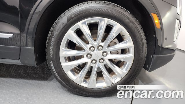 CADILLAC XT5 3.6 플래티넘 AWD 2018 - photo 7 - Import Corée du Sud | International Cars