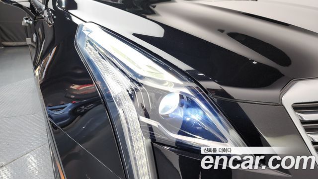 CADILLAC XT5 3.6 플래티넘 AWD 2018 - photo 8 - Import Corée du Sud | International Cars
