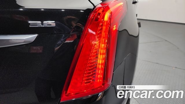 CADILLAC XT5 3.6 플래티넘 AWD 2018 - photo 9 - Import Corée du Sud | International Cars