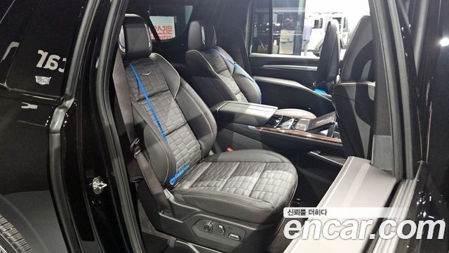CADILLAC 에스컬레이드 5세대 6.2 ESV 2026 - photo 11 - Import Corée du Sud | International Cars