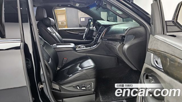 CADILLAC 에스컬레이드 6.2 2019 - photo 16 - Import Corée du Sud | International Cars