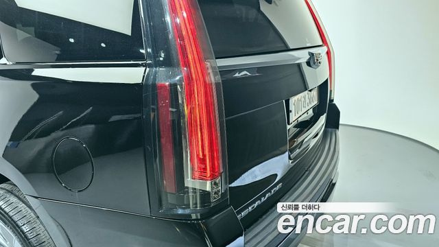 CADILLAC 에스컬레이드 6.2 2019 - photo 9 - Import Corée du Sud | International Cars