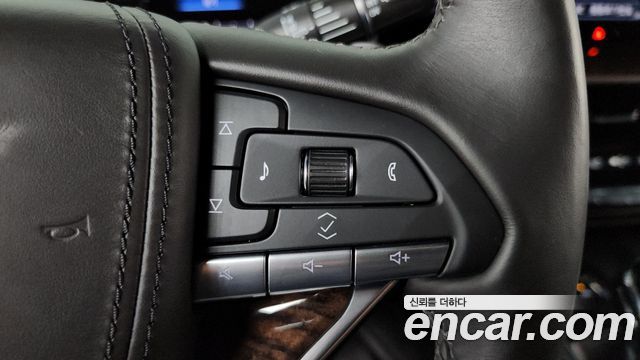 CADILLAC 에스컬레이드 5세대 6.2 ESV 2023 - photo 24 - Import Corée du Sud | International Cars