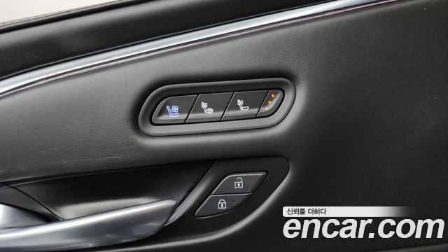 CADILLAC 에스컬레이드 5세대 6.2 ESV 2023 - photo 31 - Import Corée du Sud | International Cars