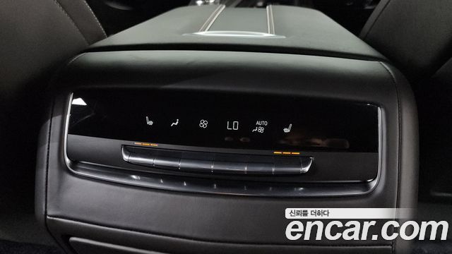 CADILLAC 에스컬레이드 5세대 6.2 ESV 2023 - photo 36 - Import Corée du Sud | International Cars
