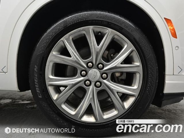 CADILLAC XT6 3.6 Sport 2020 - photo 5 - Import Corée du Sud | International Cars