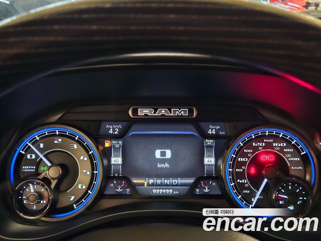 DODGE 램픽업 5.7 2020 - photo 8 - Import Corée du Sud | International Cars