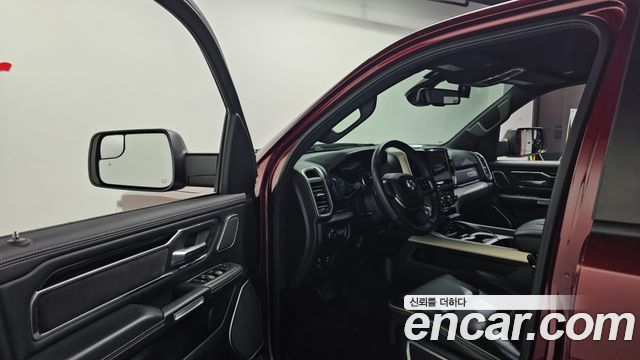 DODGE 램픽업 5.7 2019 - photo 10 - Import Corée du Sud | International Cars