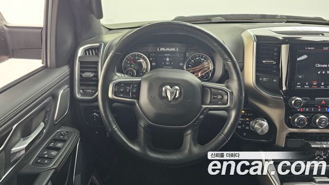 DODGE 램픽업 5.7 2019 - photo 13 - Import Corée du Sud | International Cars