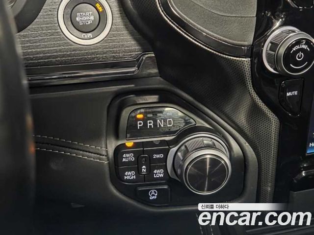 DODGE 램픽업 5.7 2022 - photo 14 - Import Corée du Sud | International Cars