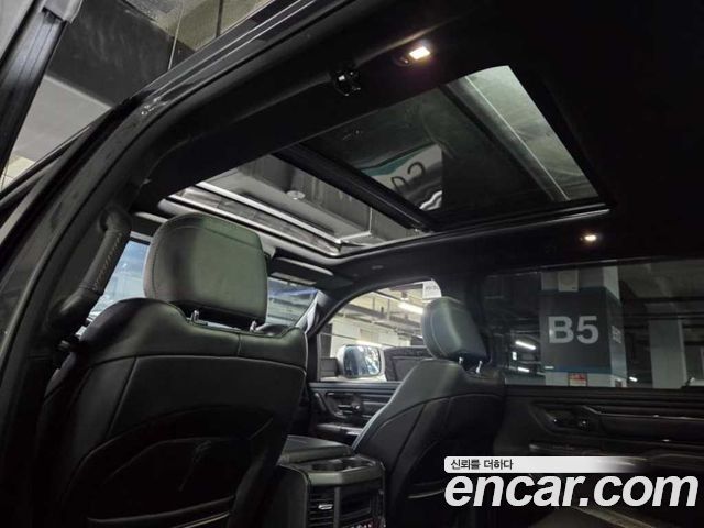 DODGE 램픽업 5.7 2022 - photo 18 - Import Corée du Sud | International Cars