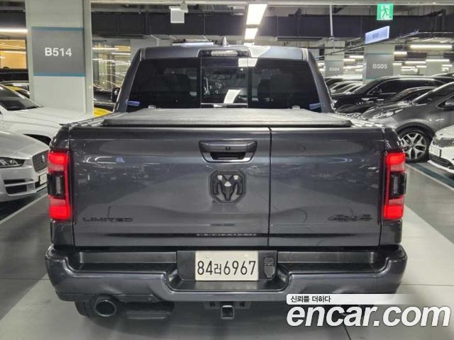 DODGE 램픽업 5.7 2022 - photo 4 - Import Corée du Sud | International Cars