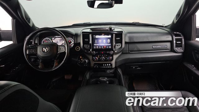 DODGE 램픽업 5.7 2021 - photo 10 - Import Corée du Sud | International Cars