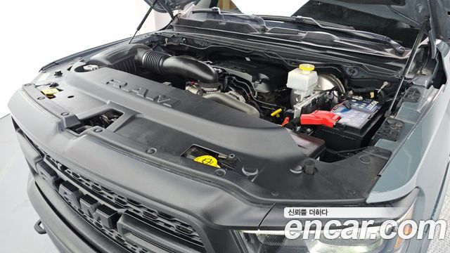 DODGE 램픽업 5.7 2021 - photo 6 - Import Corée du Sud | International Cars