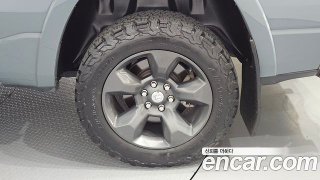 DODGE 램픽업 5.7 2021 - photo 7 - Import Corée du Sud | International Cars