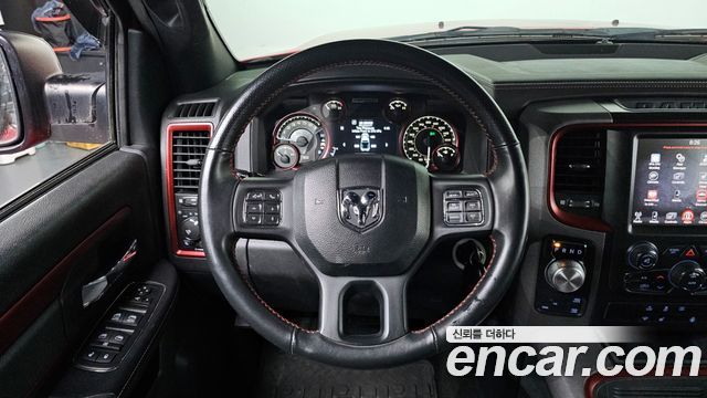 DODGE 램픽업 5.7 2016 - photo 13 - Import Corée du Sud | International Cars