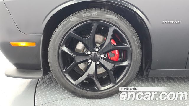 DODGE 챌린저 5.7 2019 - photo 5 - Import Corée du Sud | International Cars