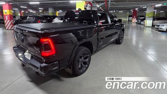 DODGE 램픽업 5.7 2020 - photo 11 - Import Corée du Sud | International Cars