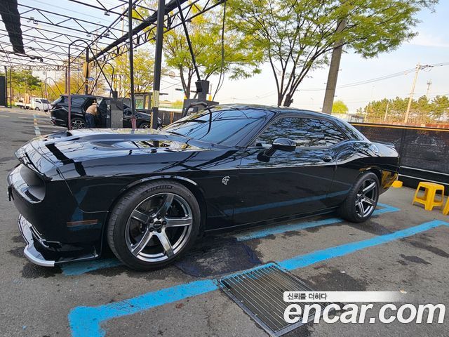 DODGE 챌린저 6.2 2016 - photo 13 - Import Corée du Sud | International Cars