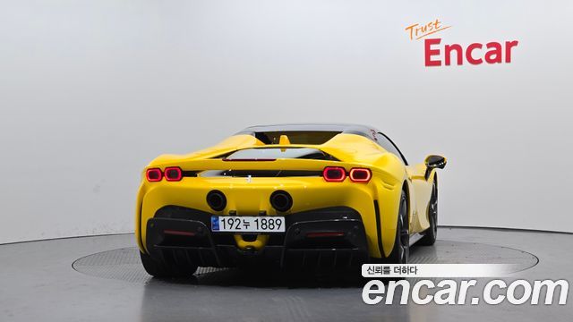 FERRARI SF90 Spyder 4.0 2023 - photo 4 - Import Corée du Sud | International Cars