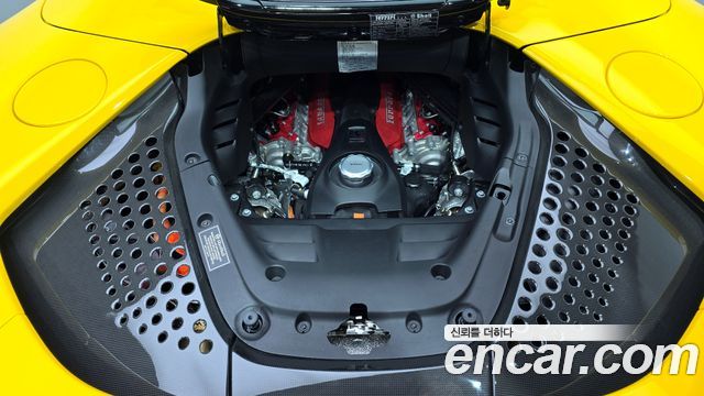 FERRARI SF90 Spyder 4.0 2023 - photo 6 - Import Corée du Sud | International Cars