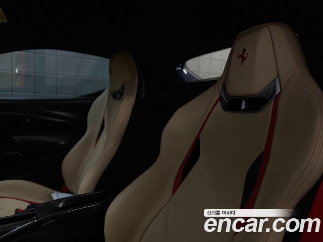 FERRARI 296 GTB 3.0 V6 2023 - photo 12 - Import Corée du Sud | International Cars