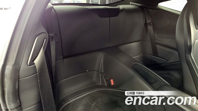 FERRARI Roma 3.9 2021 - photo 18 - Import Corée du Sud | International Cars