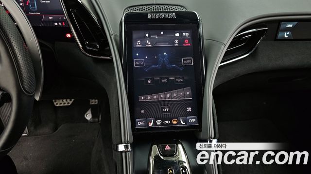 FERRARI Roma 3.9 2021 - photo 21 - Import Corée du Sud | International Cars