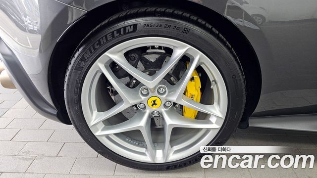 FERRARI Roma 3.9 2021 - photo 5 - Import Corée du Sud | International Cars