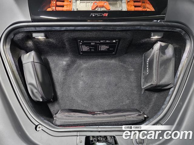 FERRARI SF90 Spyder 4.0 2023 - photo 17 - Import Corée du Sud | International Cars