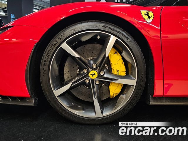 FERRARI SF90 Spyder 4.0 2023 - photo 6 - Import Corée du Sud | International Cars