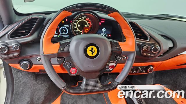FERRARI 488 GTB 3.9 2018 - photo 13 - Import Corée du Sud | International Cars