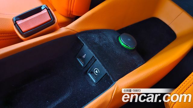 FERRARI 488 GTB 3.9 2018 - photo 17 - Import Corée du Sud | International Cars