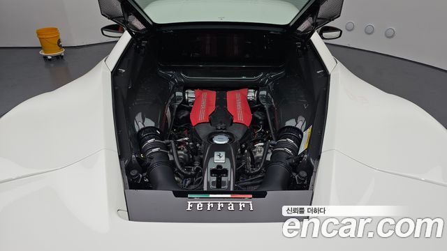 FERRARI 488 GTB 3.9 2018 - photo 20 - Import Corée du Sud | International Cars