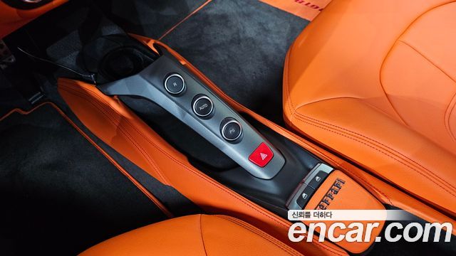 FERRARI 488 GTB 3.9 2018 - photo 9 - Import Corée du Sud | International Cars