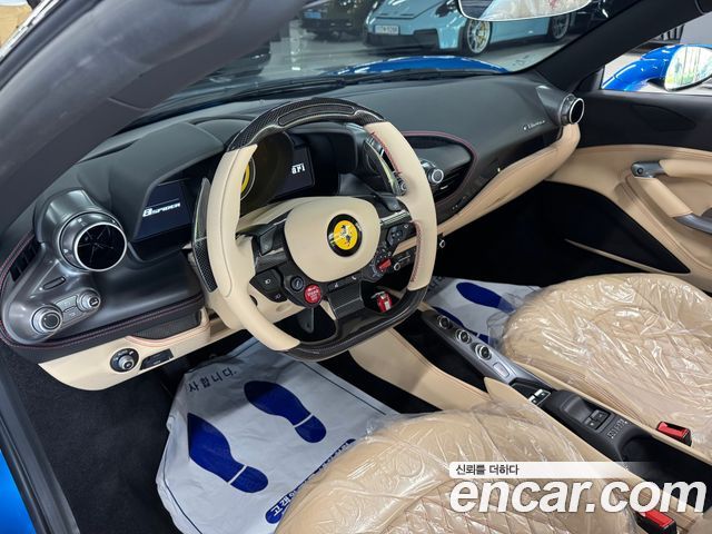 FERRARI F8 Spyder 3.9 V8 2022 - photo 23 - Import Corée du Sud | International Cars