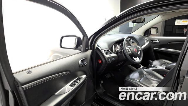 FIAT 프리몬트 2.0 라운지 2013 - photo 10 - Import Corée du Sud | International Cars